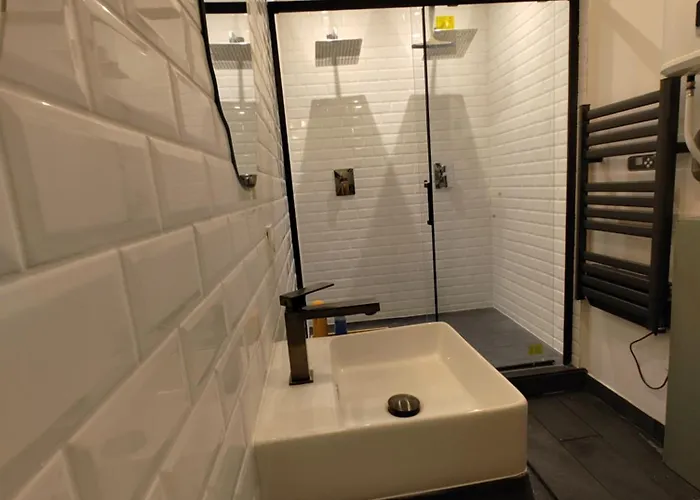 Avec 2 Jusqu'a 6 Voyageurs Proche Centre * Lourdes