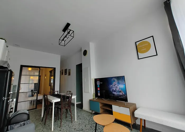 Avec 2 Jusqu'à 6 Voyageurs Proche Centre *